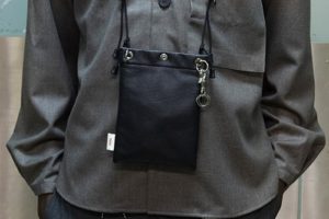 7-6_Pouch_NN452010